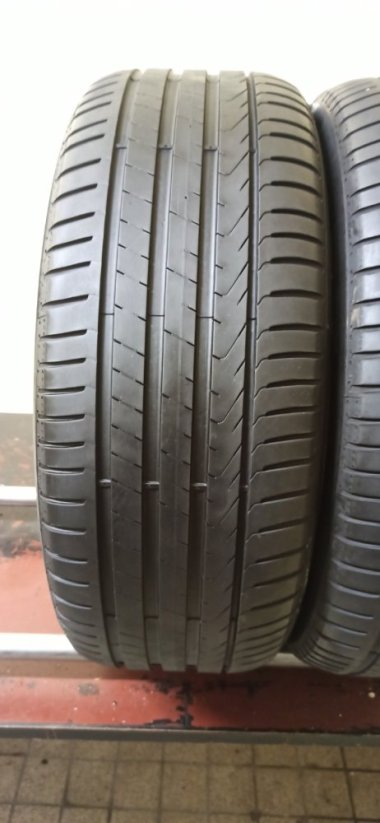 Pirelli Cinturato P7 225/55 R17 97Y 4,5-5,5mm (Použité)
