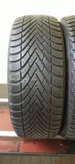 Pirelli Winter Cinturato 205/55 R16 91H 4,5-5,5mm (Použité)
