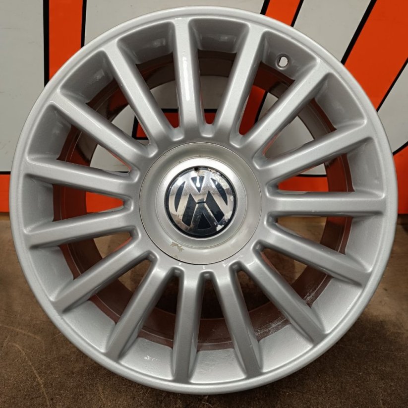Originální kola Volkswagen Passat 17", PO RENOVACI