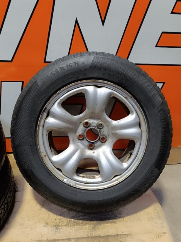 Zimní kola na Subaru Forester 215/65 R16