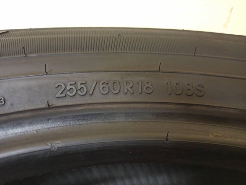 Toyo 255/60 R18 108S 7mm (Použité)