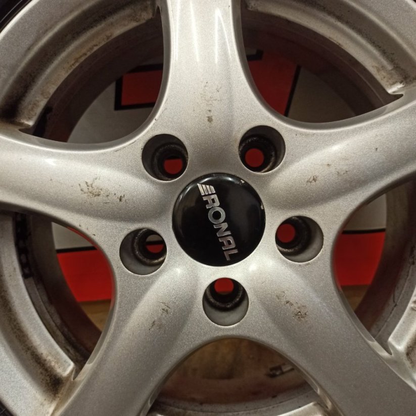 ALU kola Ronal 5x112, zimní pneu 7mm, 195/65 R15