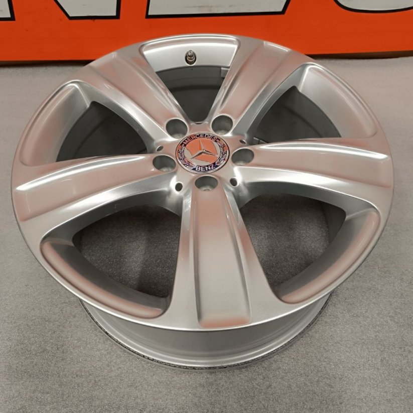 Alu kola Mercedes GLC 8Jx18'' , ET38 TOP STAV