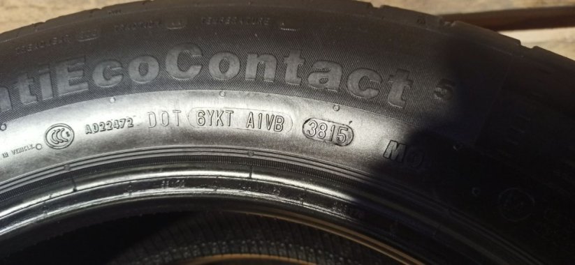 Continental 215/60 R17 96V 6,5-7mm (Použité)