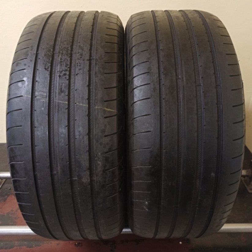 Goodyear Eagle F1 SUV 255/55 R18 109Y 4 - 4,5 mm (Použité)