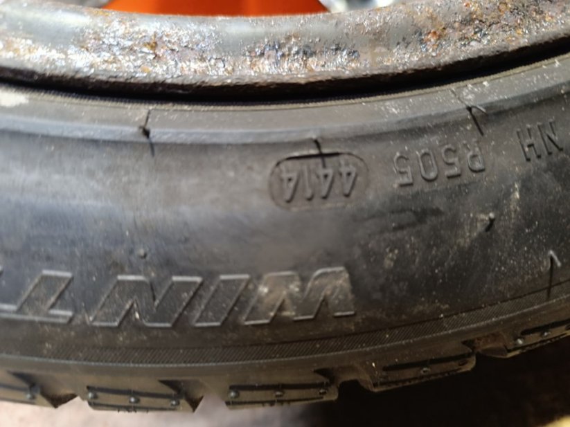 Kola pro Opel Astra 7x17'' 5x105 , ET42, 215/50r17