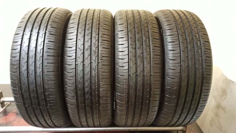 Continental 205/55 R17 91V 5,5-6mm (Bazarové)
