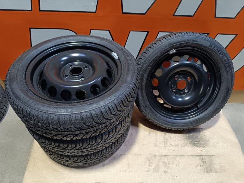 Zimní kola Toyota Aygo 4x100 ET35 pneu 165/60 R15