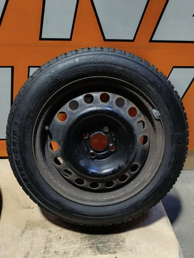 Zimní kola Opel Meriva 4x100, ET43 pneu 185/60 R15