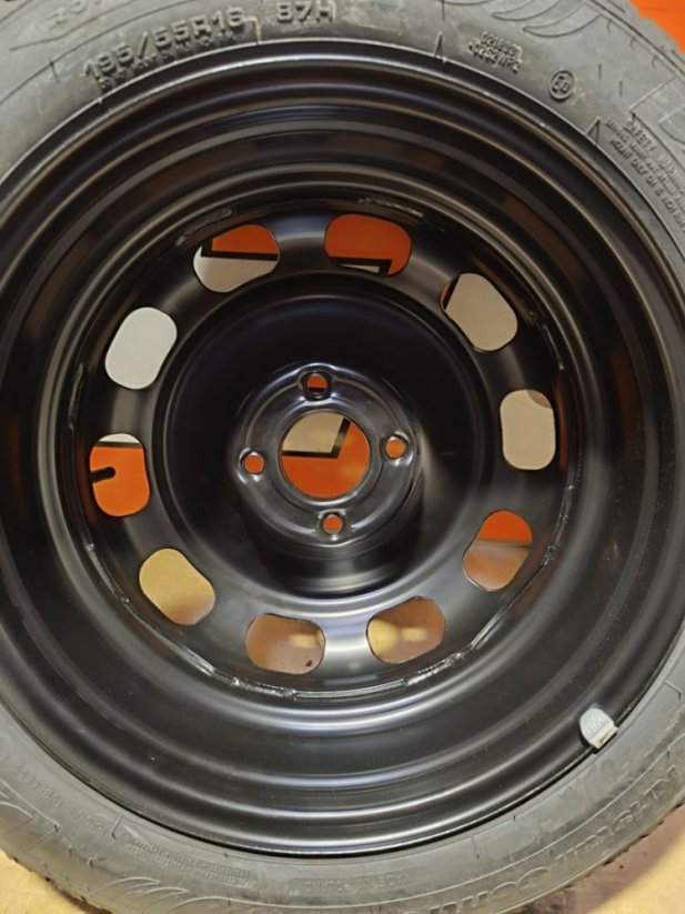 Zimní kola Peugeot 208 4x108 ET38 pneu 195/55 R16