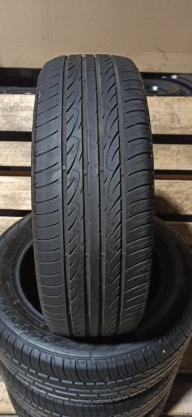Firestone 185/60 R15 88H 1x7mm 3x4-5mm (Bazarové)
