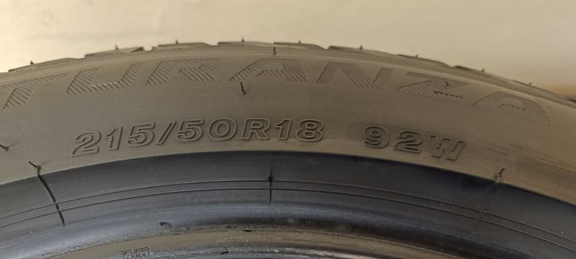 Bridgestone Turanza 215/50 R18 92W 4 - 5 mm (Použité)