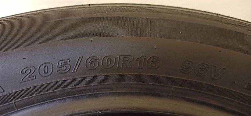 Goodride All Season Elite 205/60 R16 96V 6 mm (Bazarové)