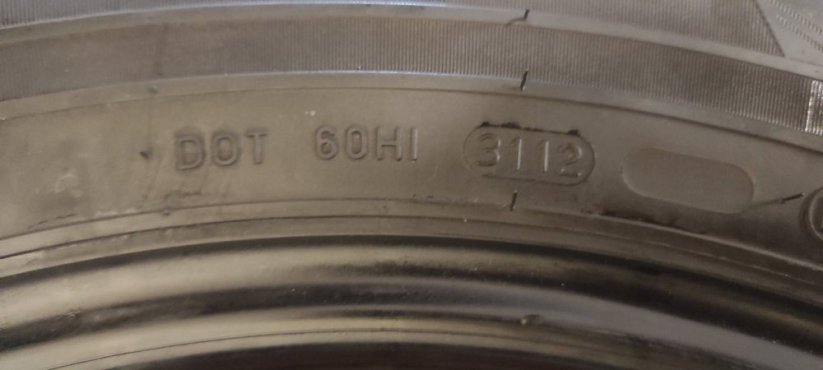 Zimní pneu Nokian 225/65/17 6mm (22102804) (Použité)