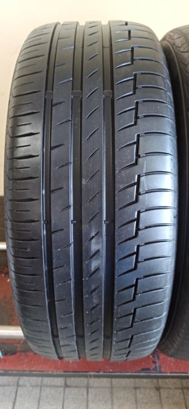 Continental Premium Contact 235/50 R18 97V 5,5-6mm (Použité)