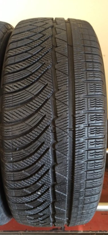 Michelin Pilot Alpin PA4 225/50 R18 99V 4,5-5,5mm (Použité)