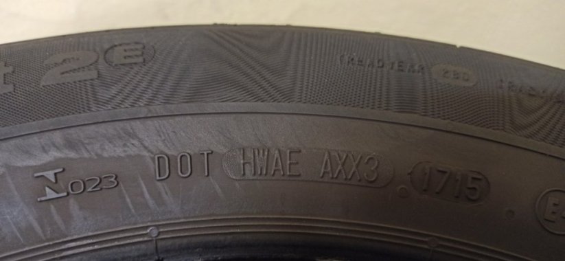 Continental ContiPremium 195/65 R15 91H 5,5-6,5 mm (Použité)