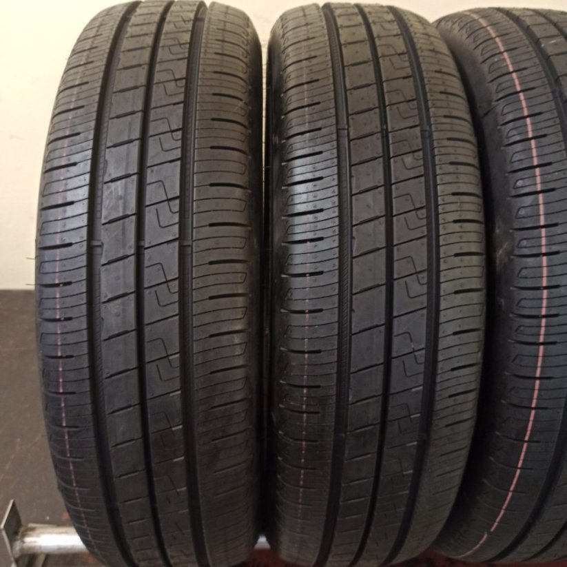 Goodyear Efficient Grip 175/65 R17 87H 7 mm (Použité)