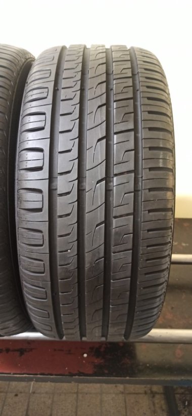 Barum 245/45 R17 99Y 7,5mm (Bazarové)