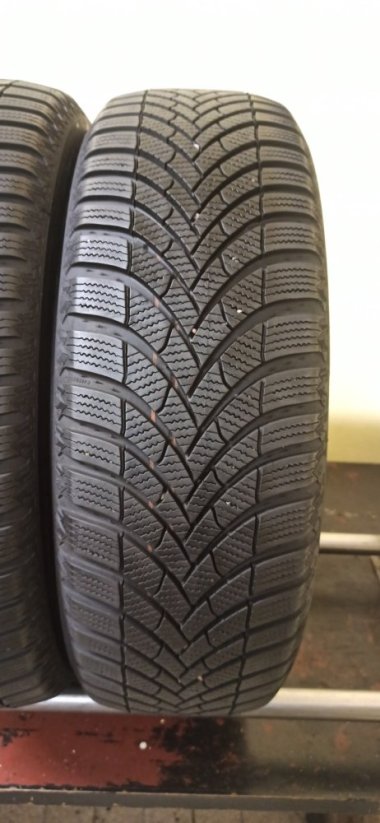Semperit Speed-Grip 5 205/60 R16 92H 7,5 mm (Bazarové)