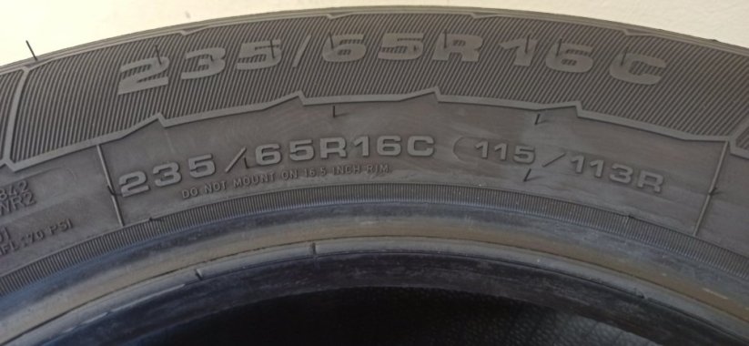 Goodyear Marathon Cargo 235/65 R16C 115/113R 6,5-7,5mm (Bazarové)