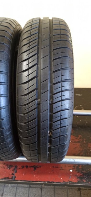 Goodyear 155/70 R13 75T 5,5mm (Bazarové)