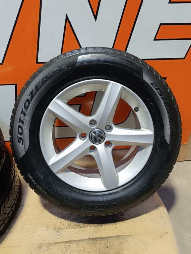 Volkswagen Sharan, Tiguan + zimní pneu 215/65 R16