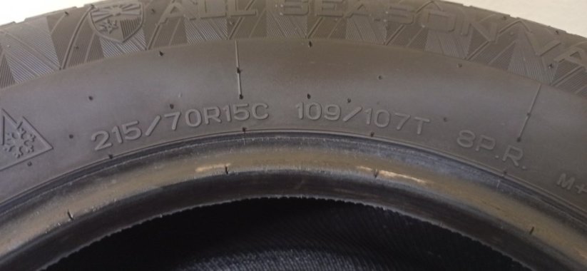 Nankang Winter Activa 215/70 R15C 109/107T 6,5 mm (Bazarové)