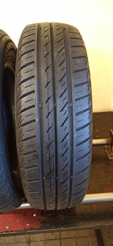 Point S Summerstar 3 175/70 R14 84T 3 - 4 mm (Bazarové)