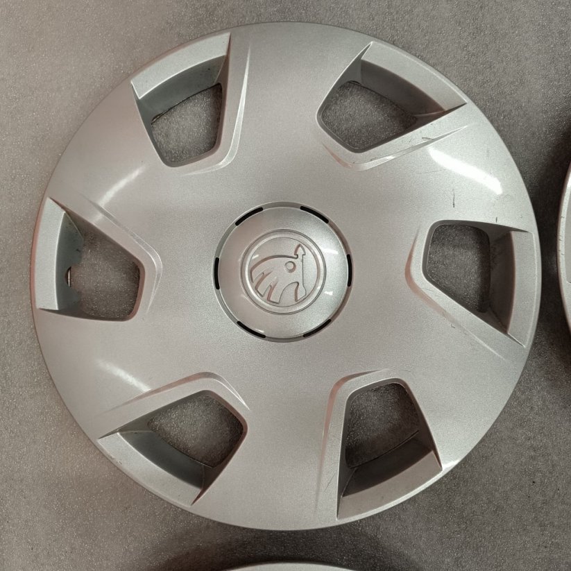 Poklice Škoda Fabia, Rapid 15" (použité)