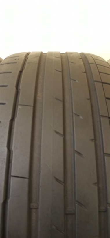 Hankook Ventus 255/45 R19 104W 4,5 - 5,5 mm (Použité)