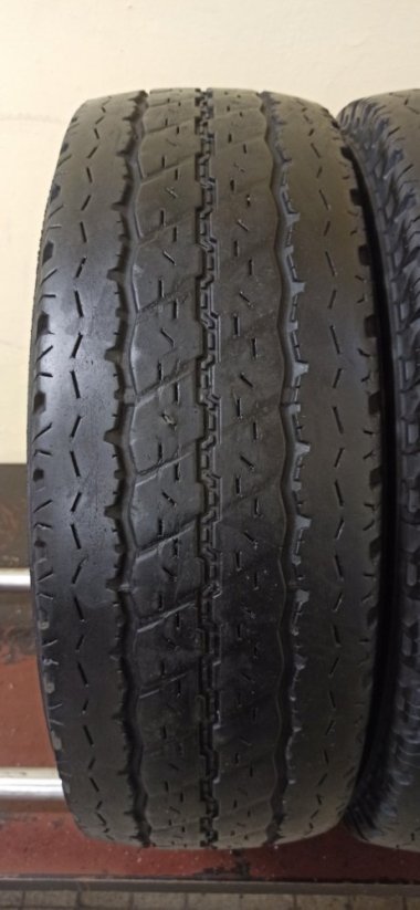 Bridgestone Duravis 215/70 R15C 109/107S 4,5 mm (Bazarové)