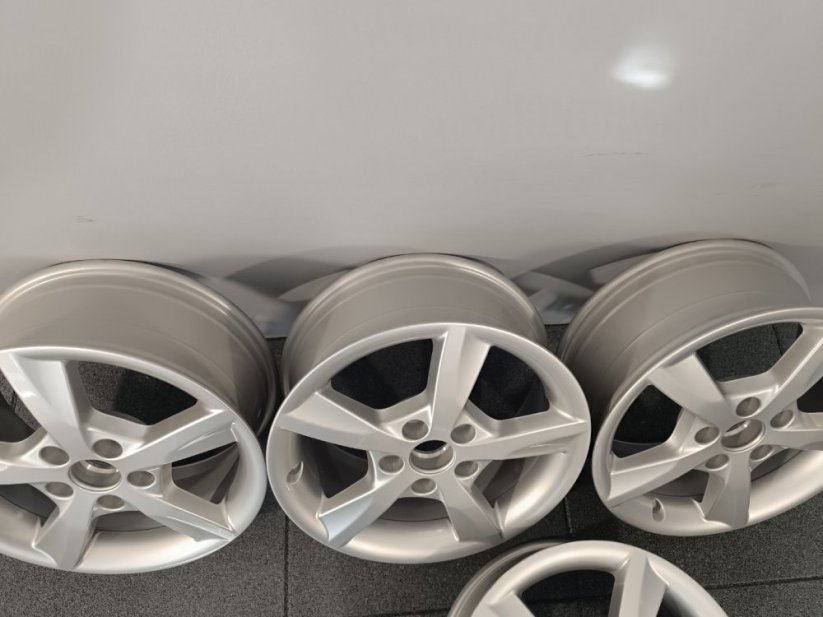 Alu kola na Audi A3, Q2, VW T-Roc 16'' 5x112 ET43