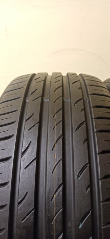 Nexen 215/45 R16 86H 6,5-7,5mm (Použité)