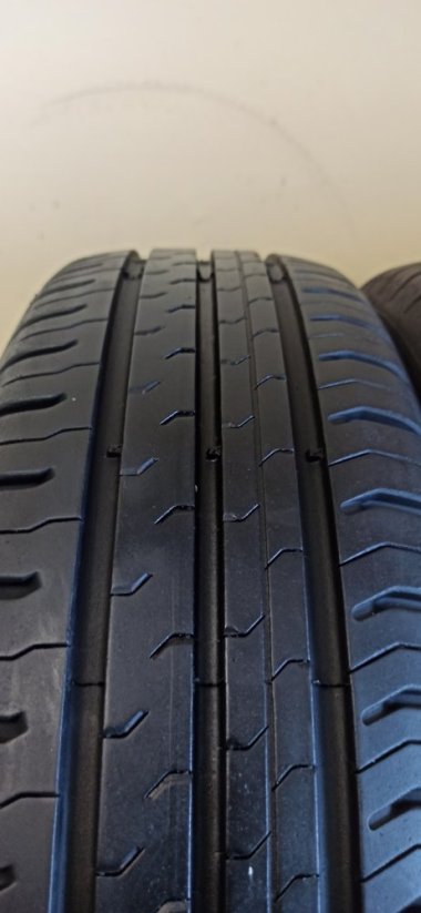 Continental 165/60 R15 77H 5,5mm (Bazarové)