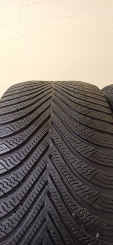 Michelin Alpin 5 225/55 R17 97H 3,5 - 5 mm (Bazarové)