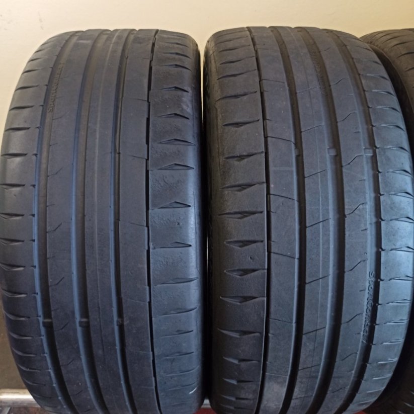 Continental 245/45R19 102Y 2x 5,5-5mm, 2x3-4mm (Bazarové)