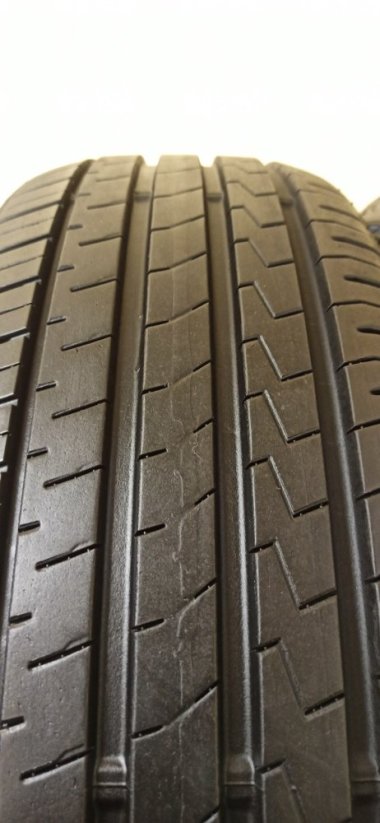 Falken Ziex 225/65 R17 102V 5,5 - 6,5 mm (Bazarové)