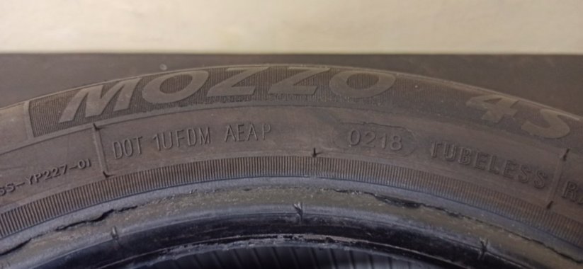 Duraturn Mozzo 4S 145/70 R12 69T 5,5 mm (Použité)