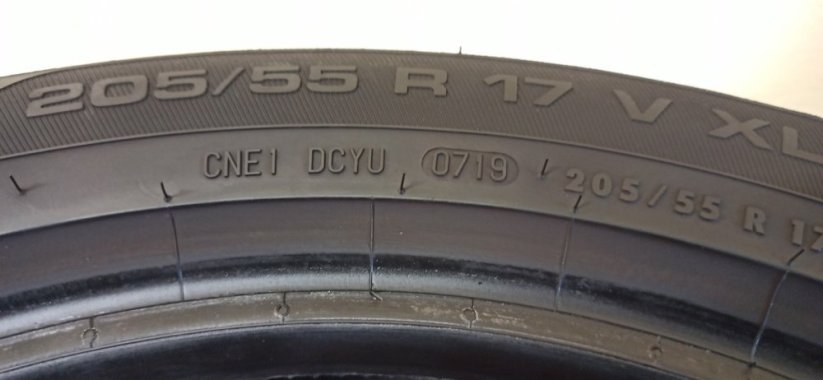 Uniroyal RainSport 3 205/55 R17 95V 4-4,5mm (Použité)