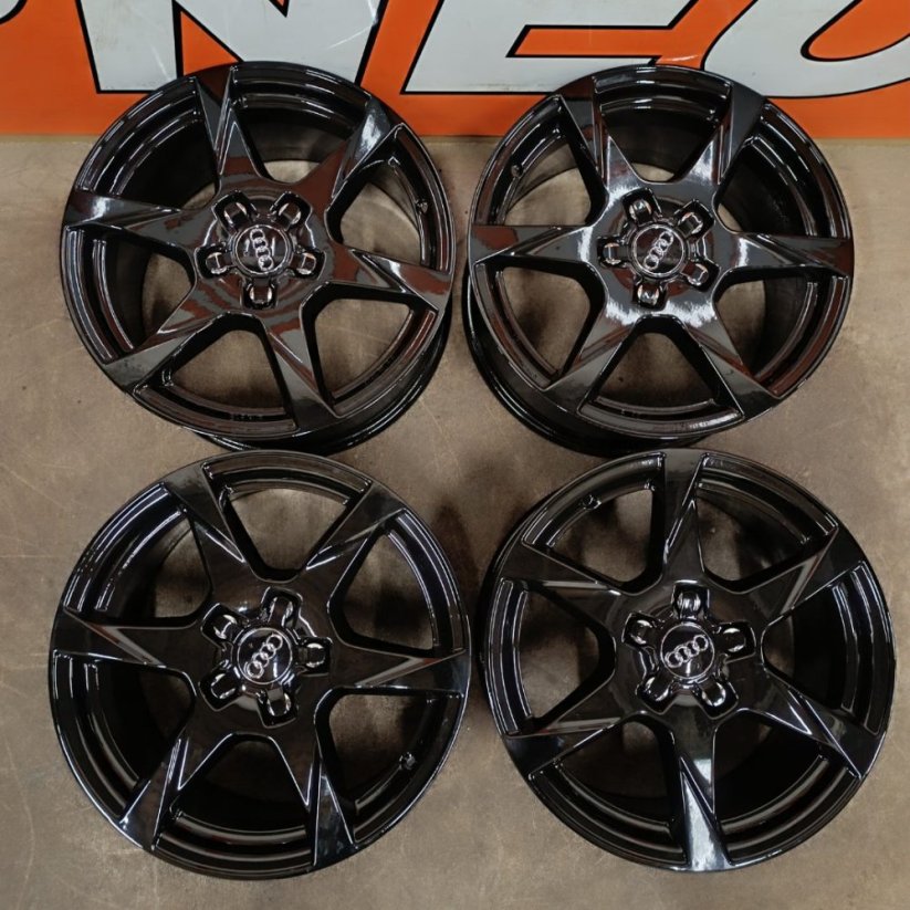 Originální alu kola na Audi A4, A6 7,5Jx17 ,ET45