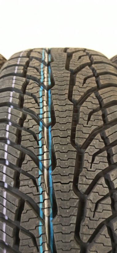 Uniroyal All Season Expert 2 195/50 R15 82H 8 mm