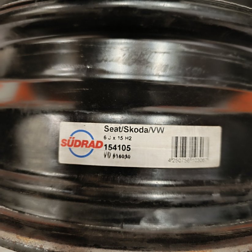 Ocelový disk Škoda Fabia 6Jx15'' , 5x100 , ET38 1kus (Použité)