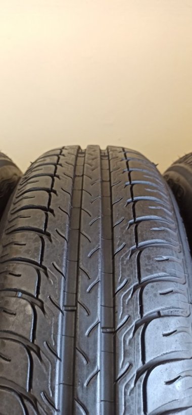 BFGoodrich 165/70 R14 81T 5,5-6,5mm (Bazarové)