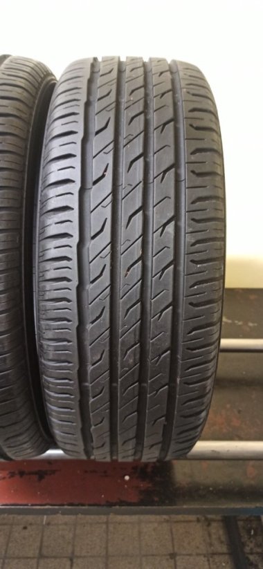 Semperit 205/55 R17 95V 6,5mm (Bazarové)