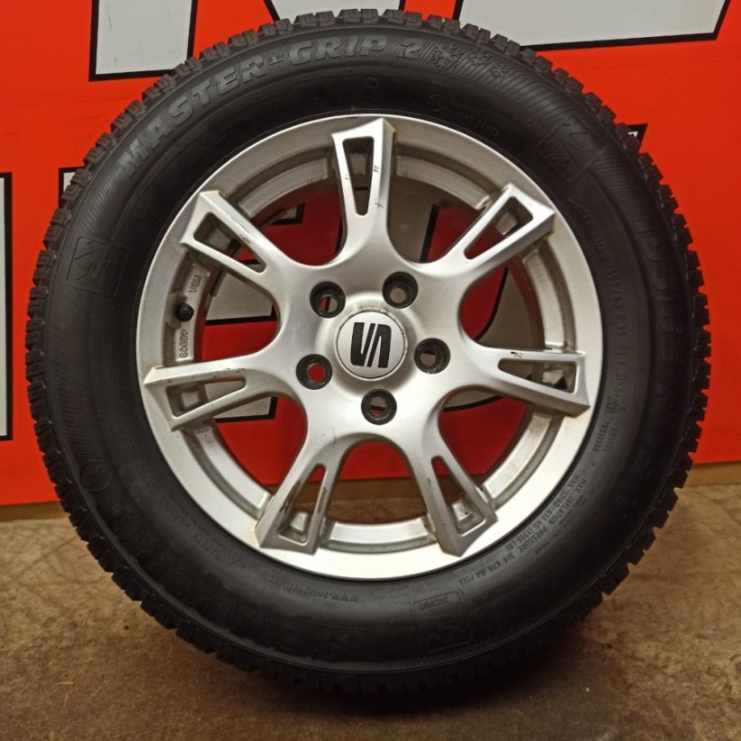ALU kola Seat Leon 5x112, zimní pneu 195/65 R15