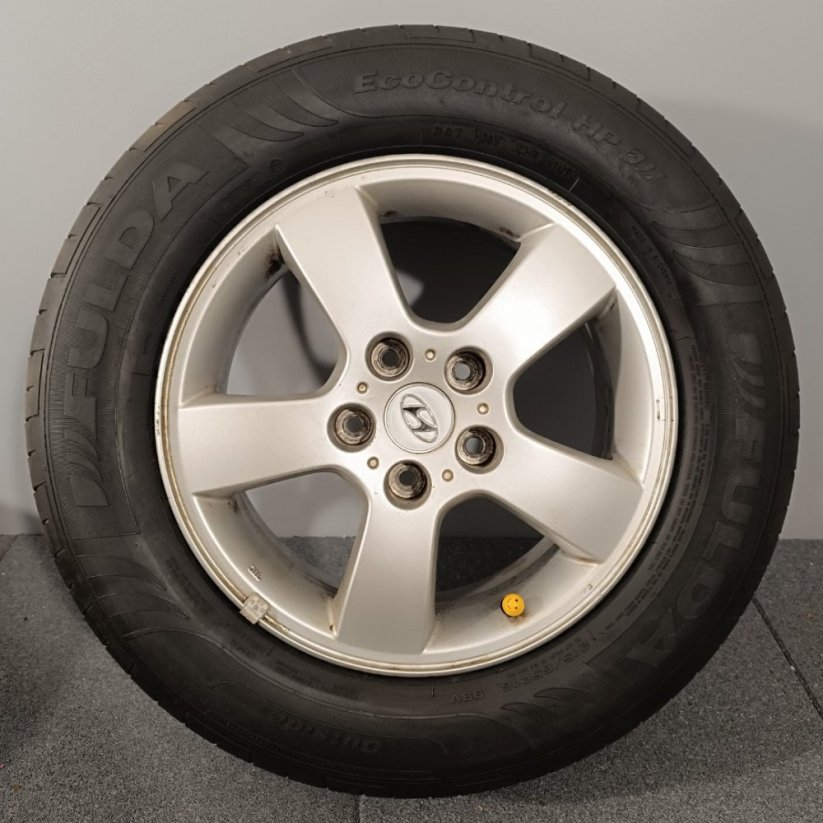 ALU kola Hyundai Tucson, letní pneu 215/65 R16