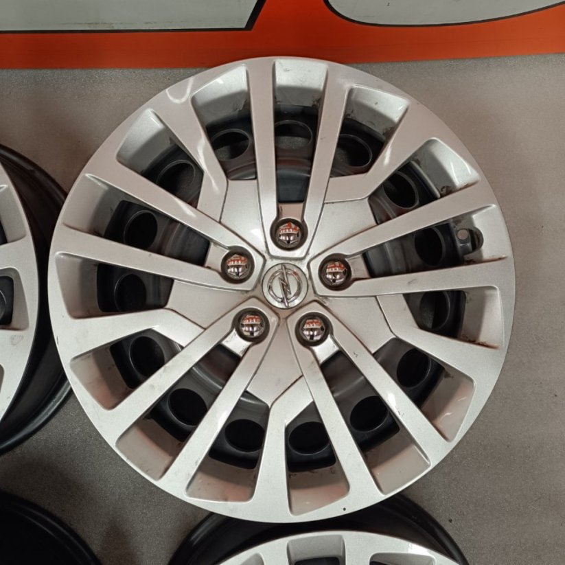Ocelové disky Opel Vivaro 7Jx17'', 5x108 , ET46