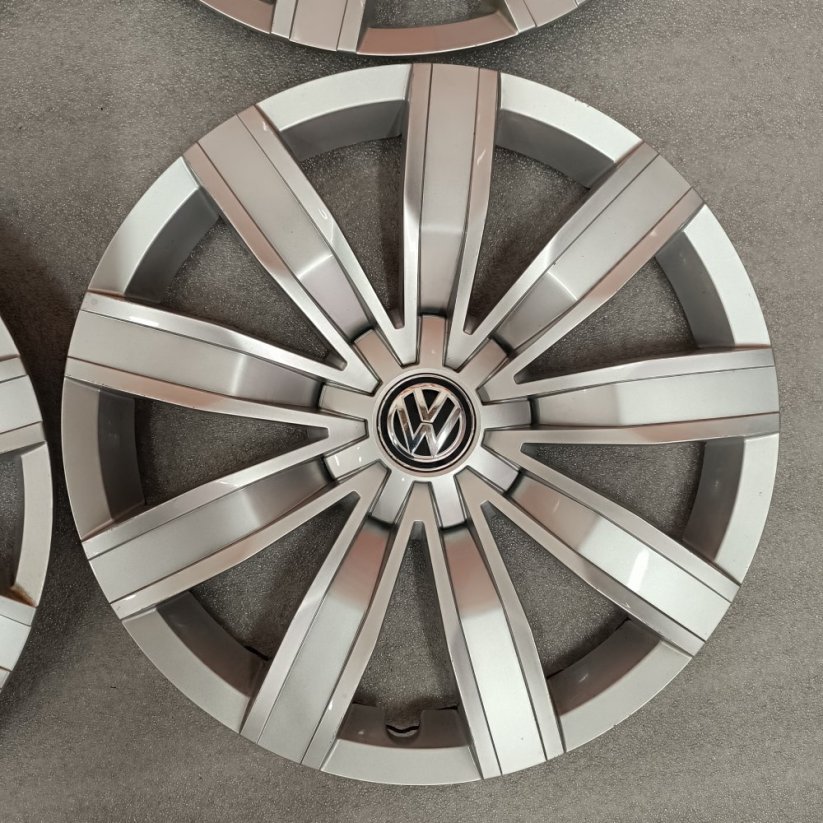Poklice Volkswagen Tiguan 17" (použité)