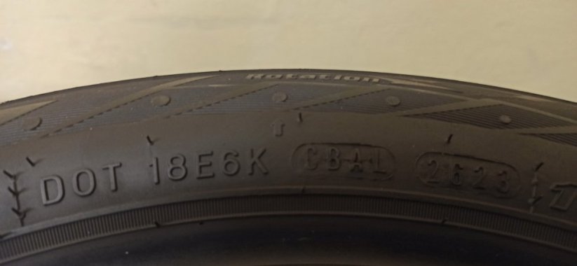Nexen Winguard Snow´6 WH2 195/50 R15 82H 7,5mm (Bazarové)